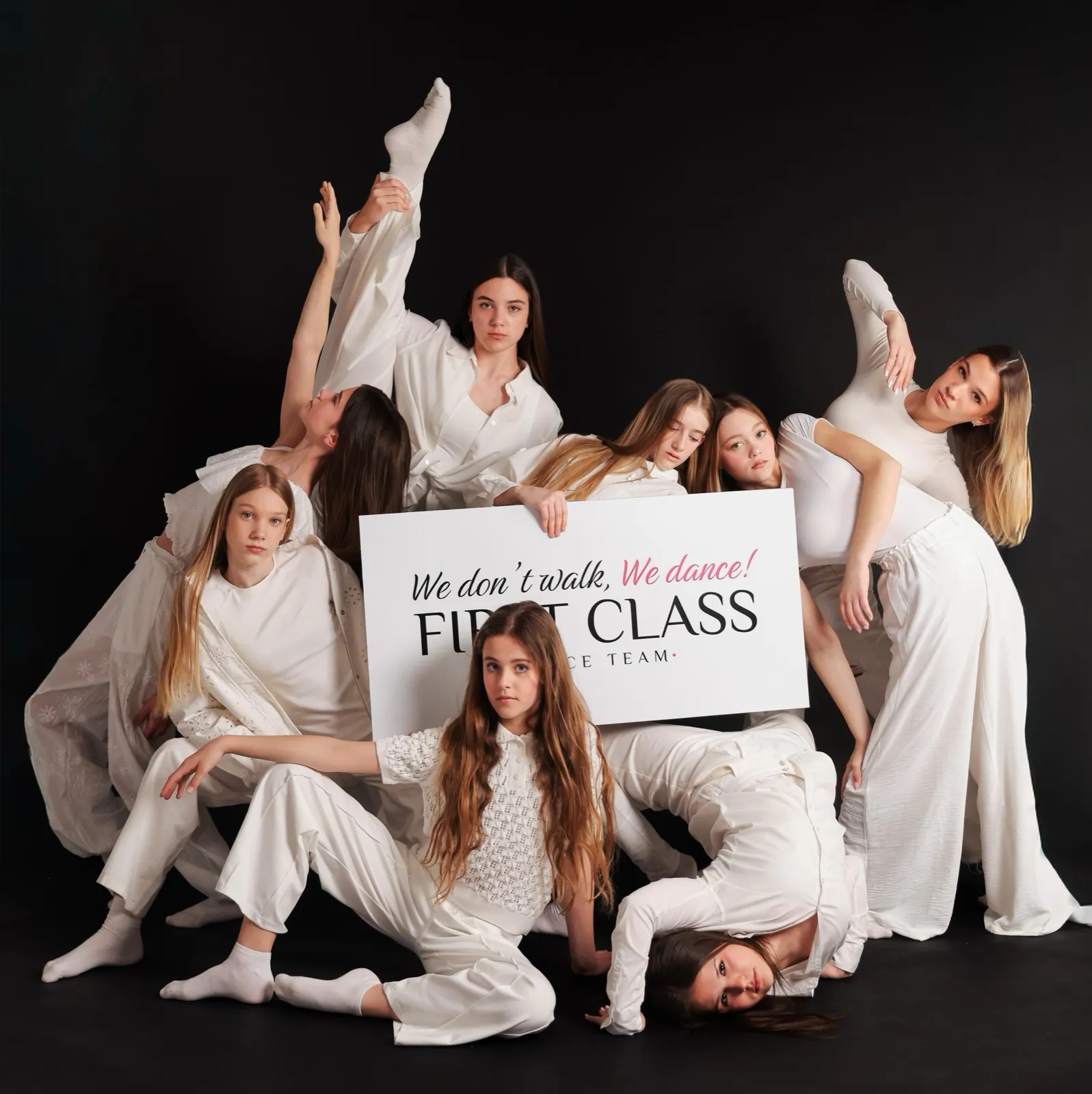 Plesač First Class Dance Team-a u pokretu (7)